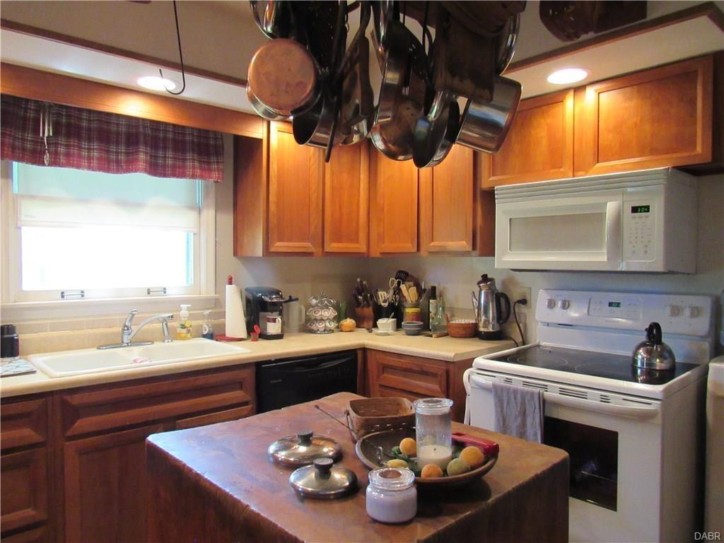 8361 Kimmel Road Clayton, OH 45315 - Photo 29 of 68