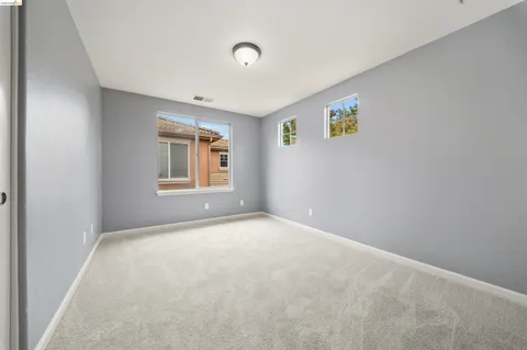 $1,100,000 | 423 Toscana Way, Hayward, CA 94545