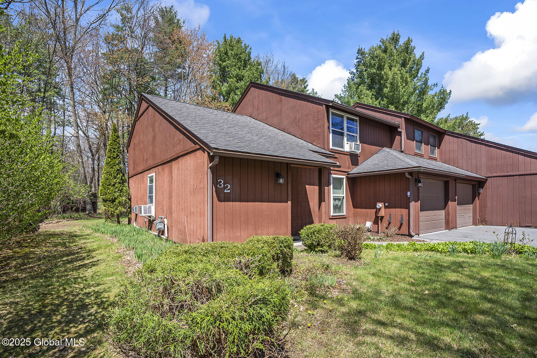 32 Thimbleberry Road Malta, NY 12020 - Photo 1 of 39 006-32-Thimbleberry-Rd