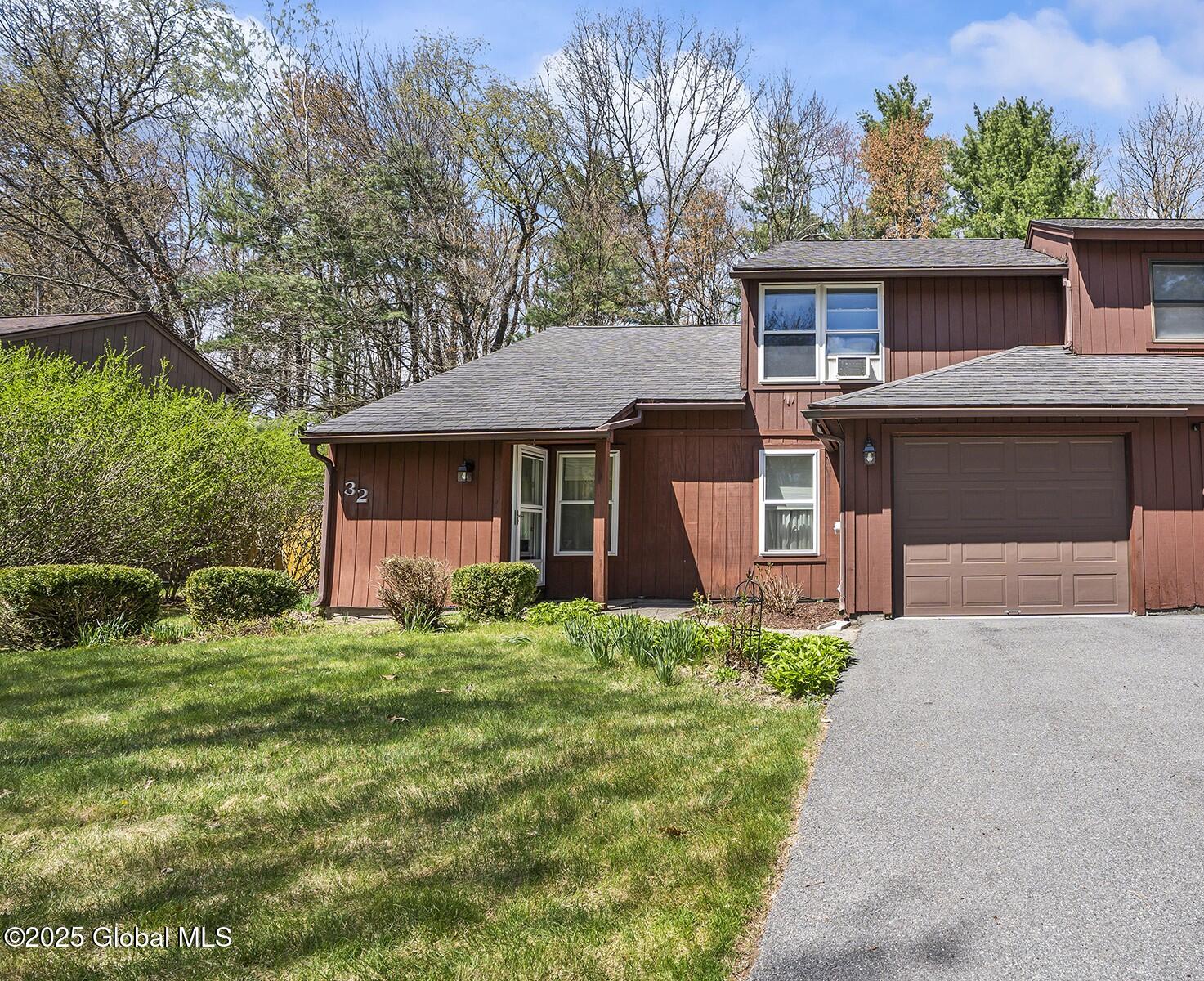 32 Thimbleberry Road Malta, NY 12020 - Photo 3 of 39 007-32-Thimbleberry-Rd