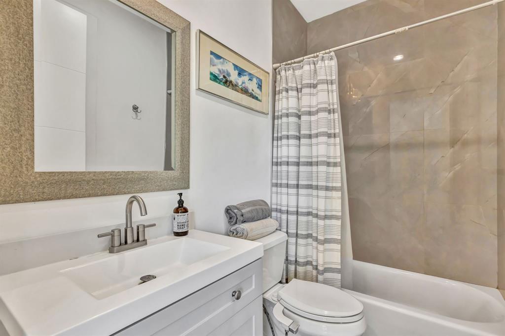 2502 Northeast 6th Avenue Wilton Manors, FL 33305 - Photo 24 of 65