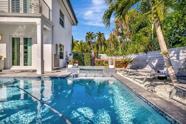 $2,299,000 | 2502 Northeast 6th Avenue, Wilton Manors, FL 33305