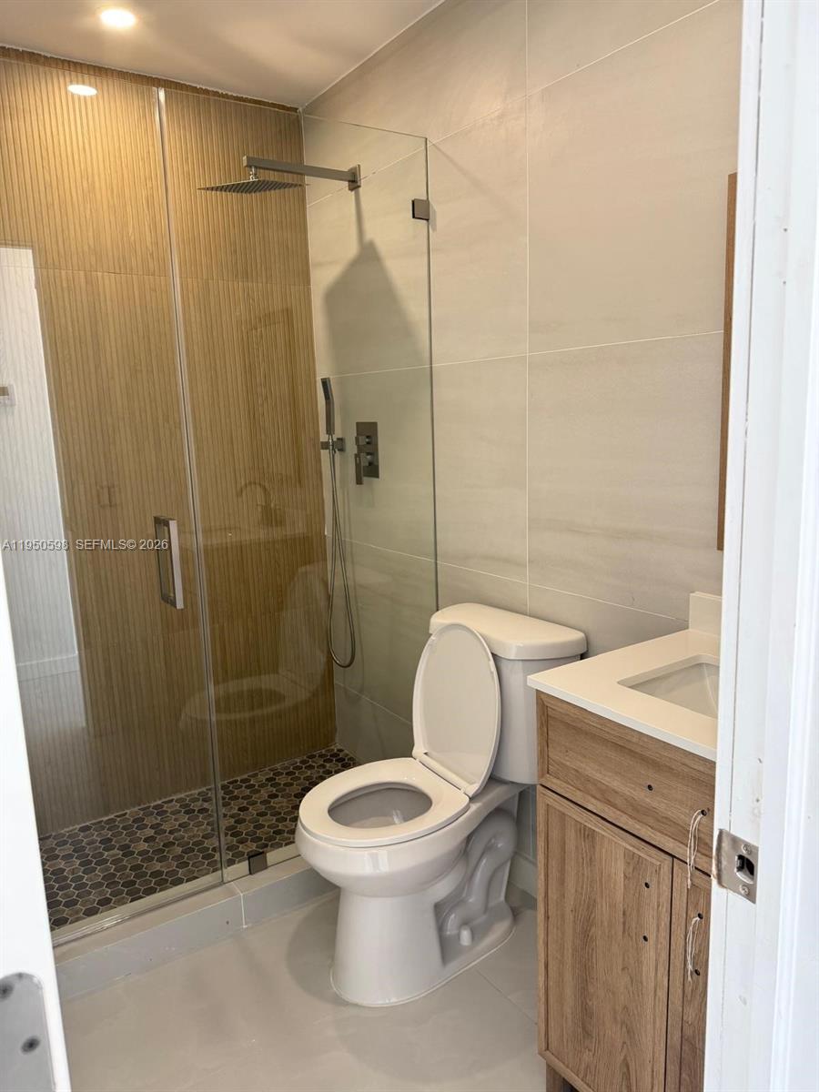 1056 Southwest 2nd Street, Unit 1056 Hallandale Beach, FL 33009 - Photo 14 of 20