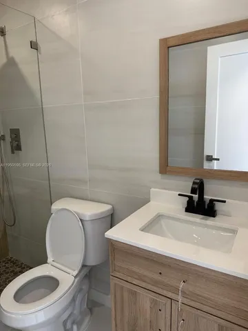 $3,300 | 1056 Southwest 2nd Street, Unit 1056, Hallandale Beach, FL 33009