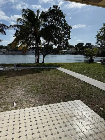 $3,300 | 1056 Southwest 2nd Street, Unit 1056, Hallandale Beach, FL 33009