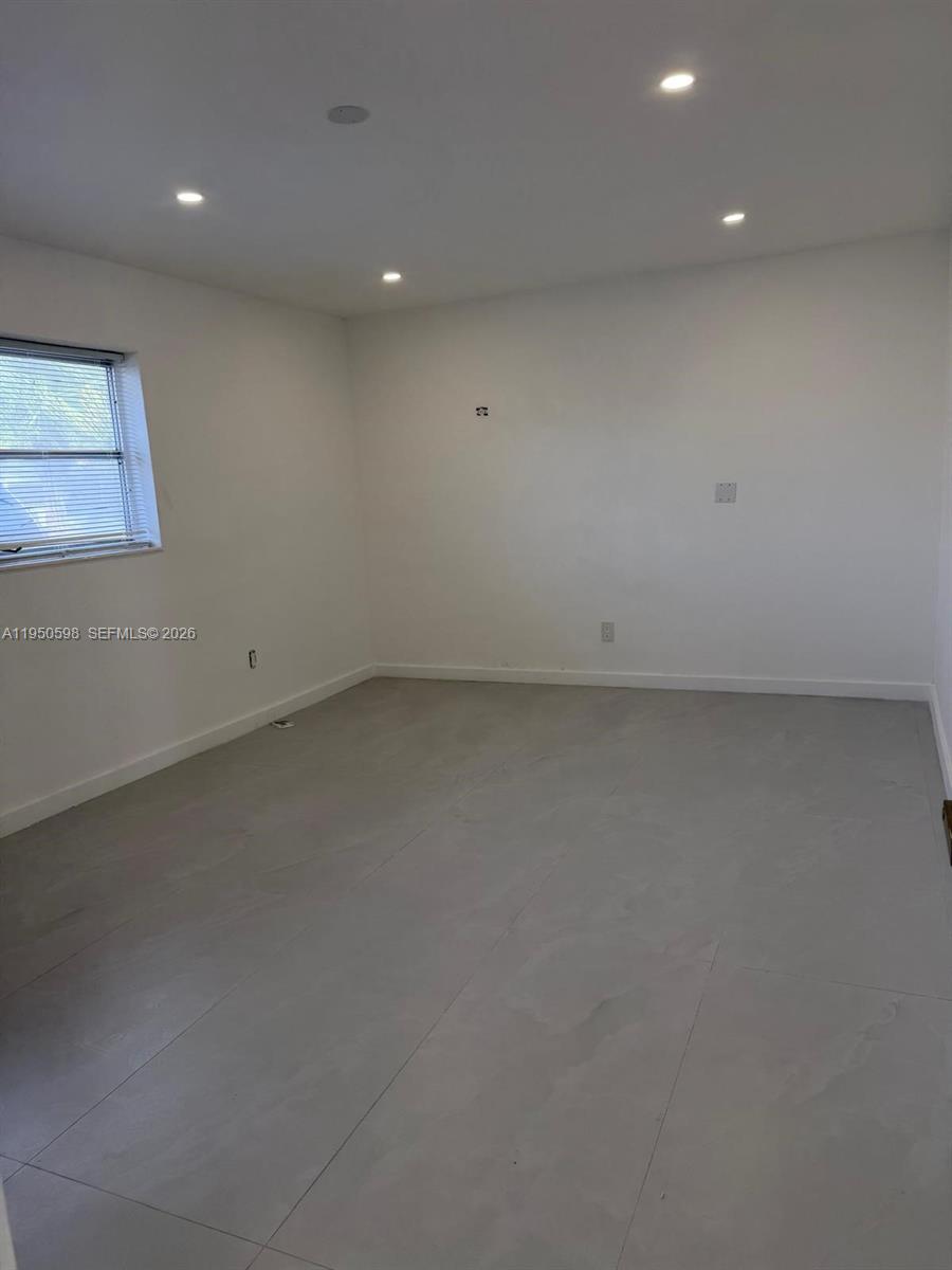 1056 Southwest 2nd Street, Unit 1056 Hallandale Beach, FL 33009 - Photo 9 of 20 Master bedroom