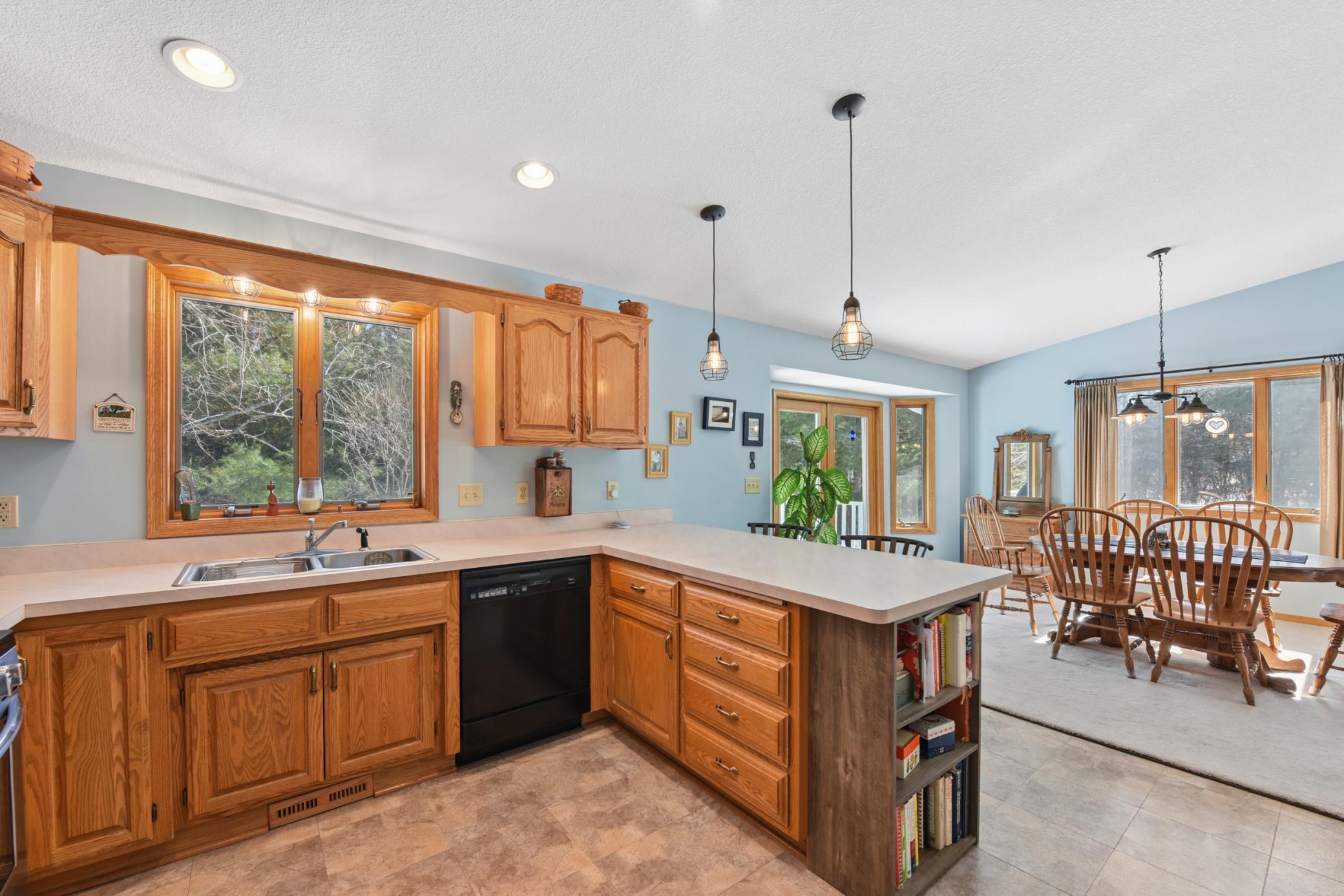 725 Packer Drive Hudson, WI 54016 - Photo 9 of 39