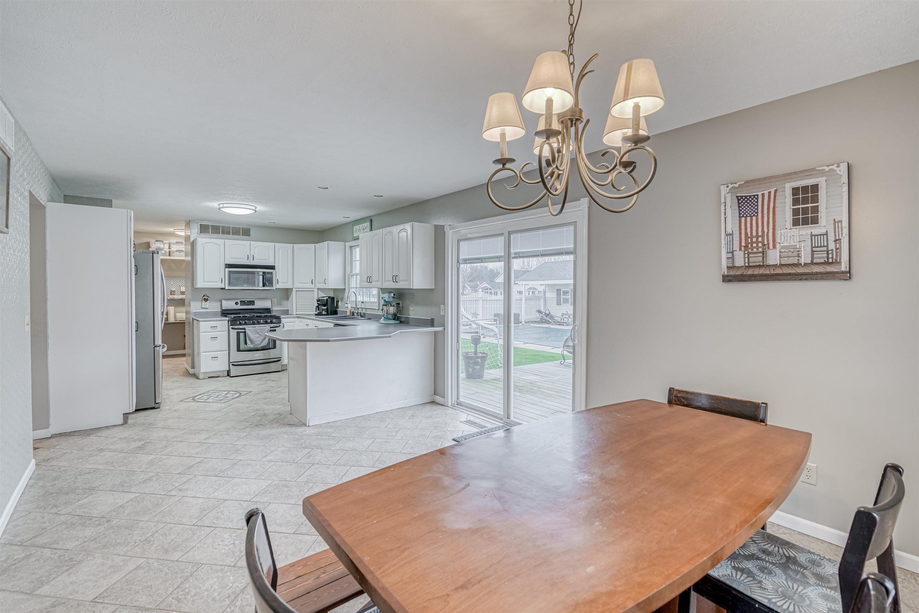 1344 Lakeview Bend Rochester, IN 46975 - Photo 17 of 35