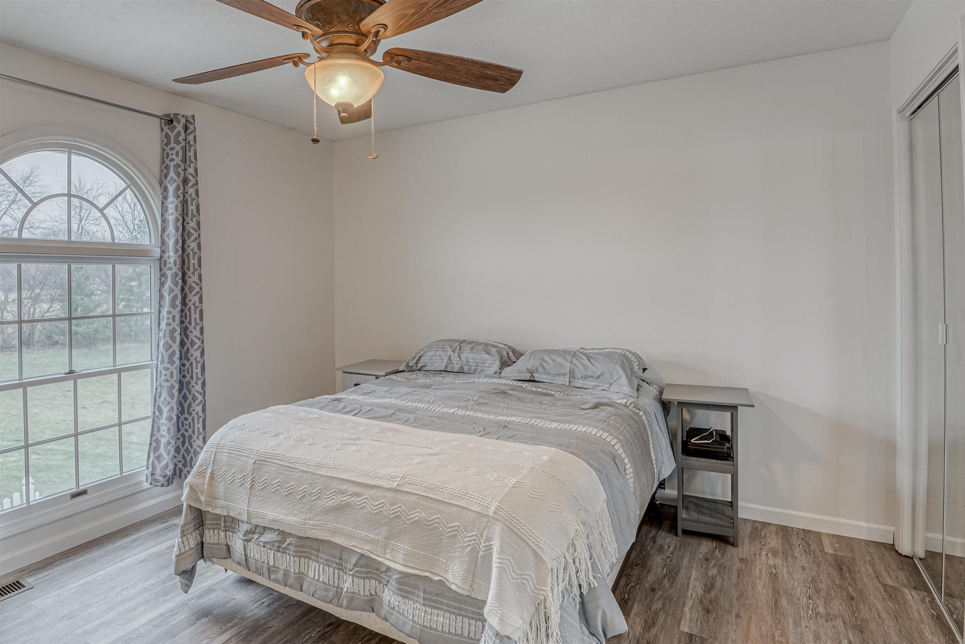 1344 Lakeview Bend Rochester, IN 46975 - Photo 26 of 35