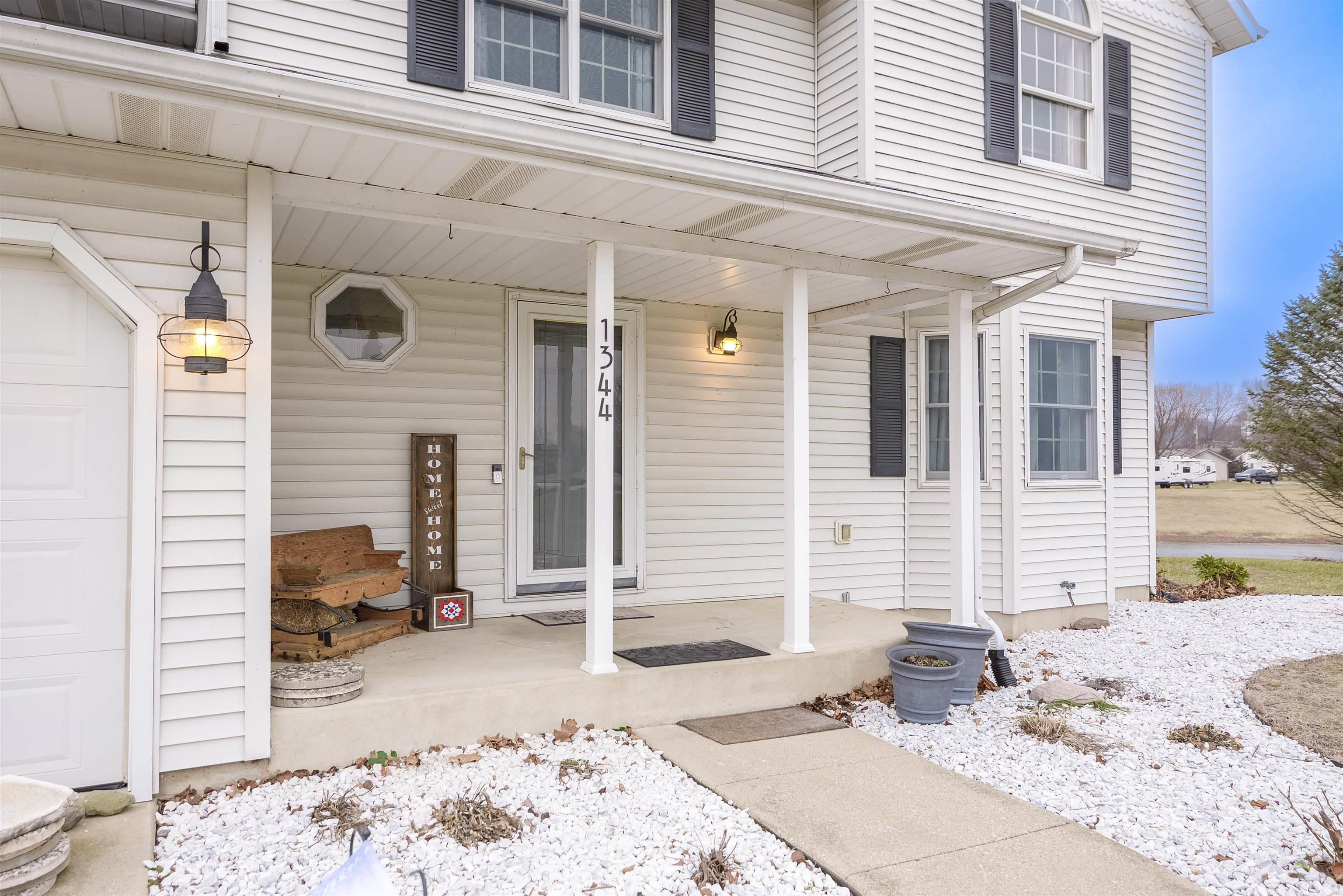 1344 Lakeview Bend Rochester, IN 46975 - Photo 9 of 35
