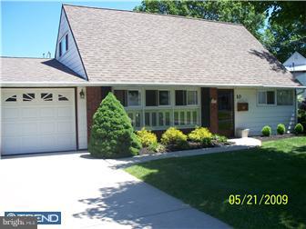 10 Horn Road Levittown, PA 19056 - Photo 1 of 12 Exterior Front