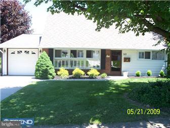 10 Horn Road Levittown, PA 19056 - Photo 2 of 12 Exterior Front