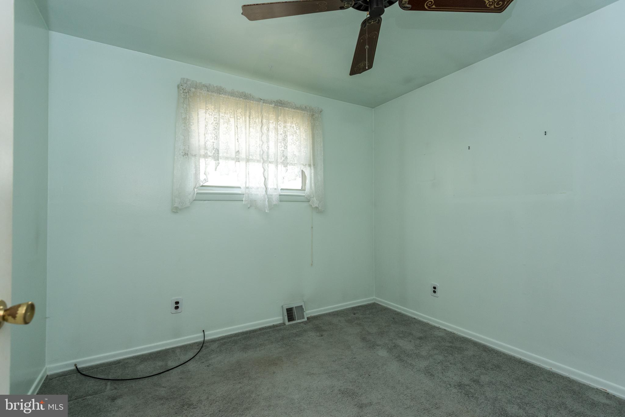 2876 Senak Road Abington, PA 19001 - Photo 16 of 32 Bedroom 2