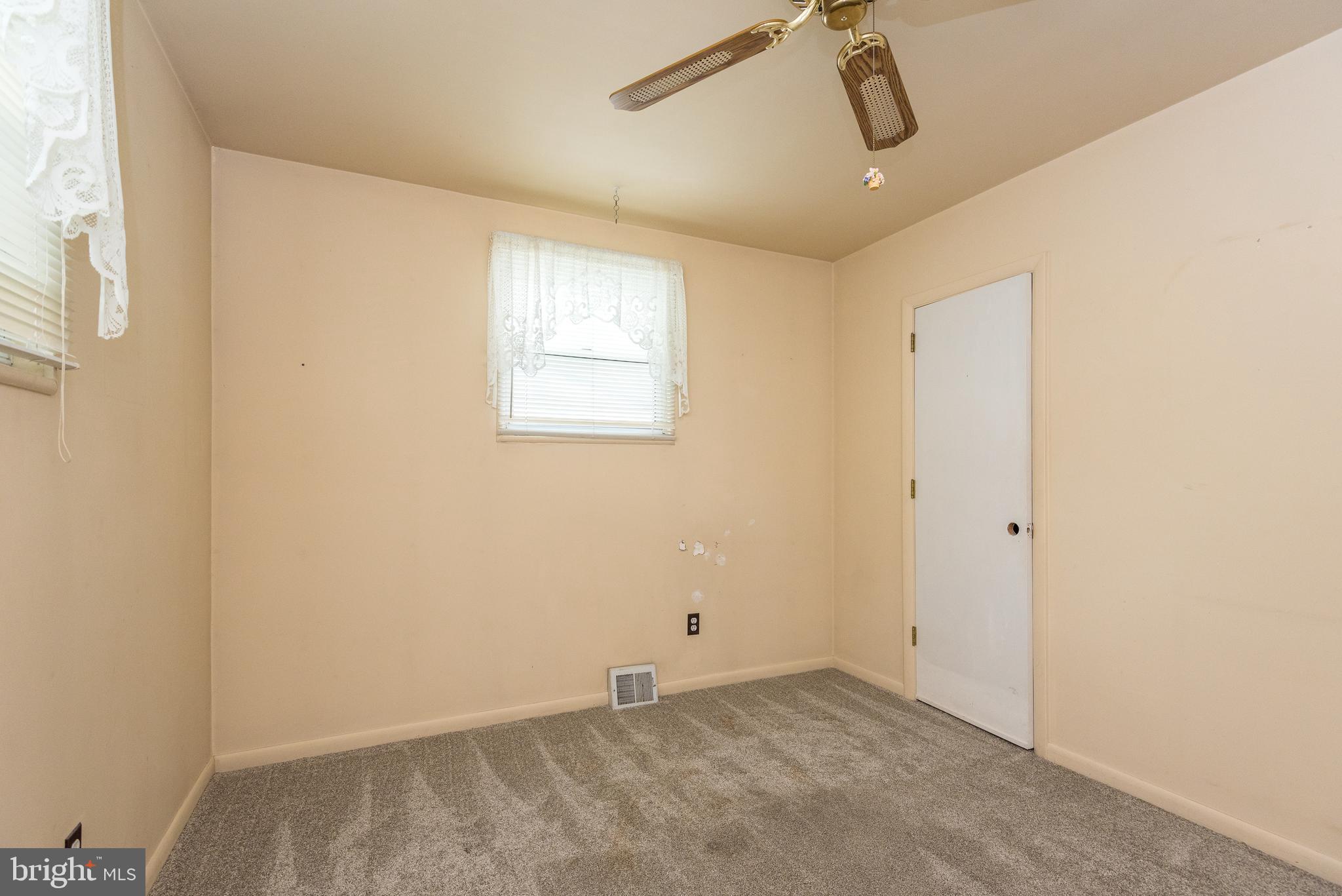 2876 Senak Road Abington, PA 19001 - Photo 18 of 32 Bedroom 3
