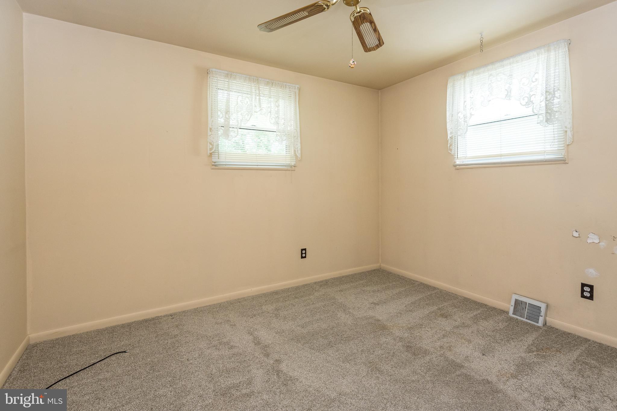 2876 Senak Road Abington, PA 19001 - Photo 19 of 32 Bedroom 3