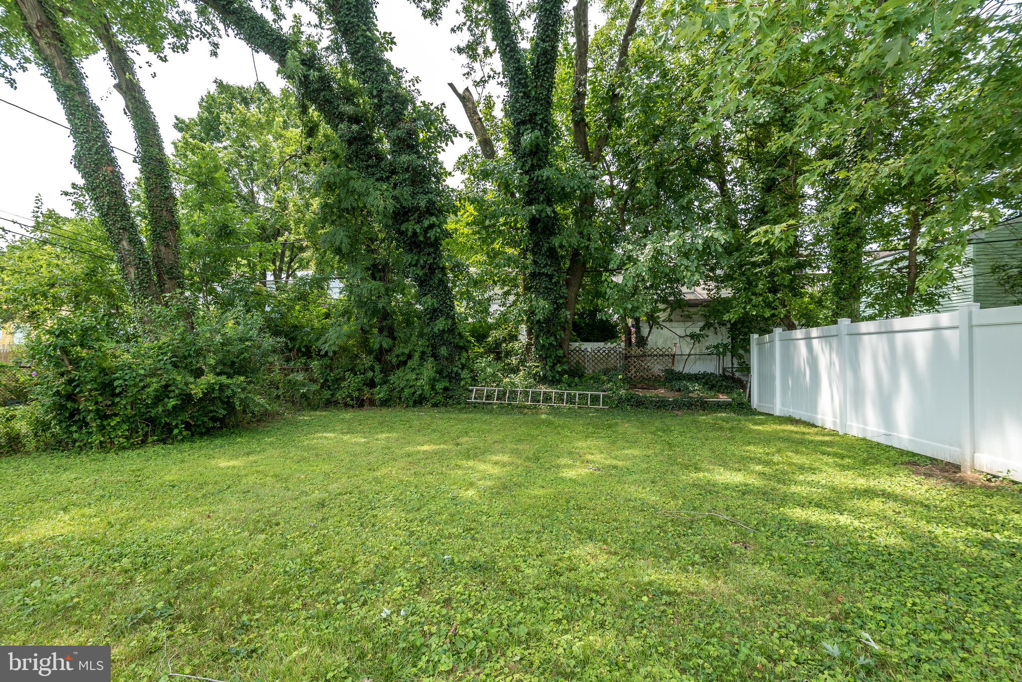 2876 Senak Road Abington, PA 19001 - Photo 30 of 32 Rear yard