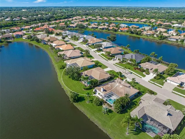 $645,000 | 2973 Seasons Boulevard, Sarasota, FL 34240
