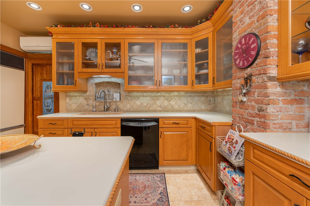 159 Elmgrove Road Greece, NY 14626 - Photo 20 of 50