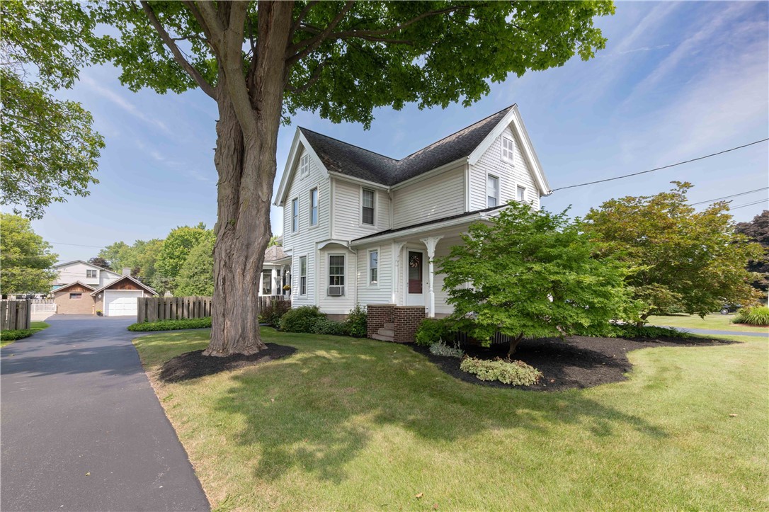 159 Elmgrove Road Greece, NY 14626 - Photo 3 of 50