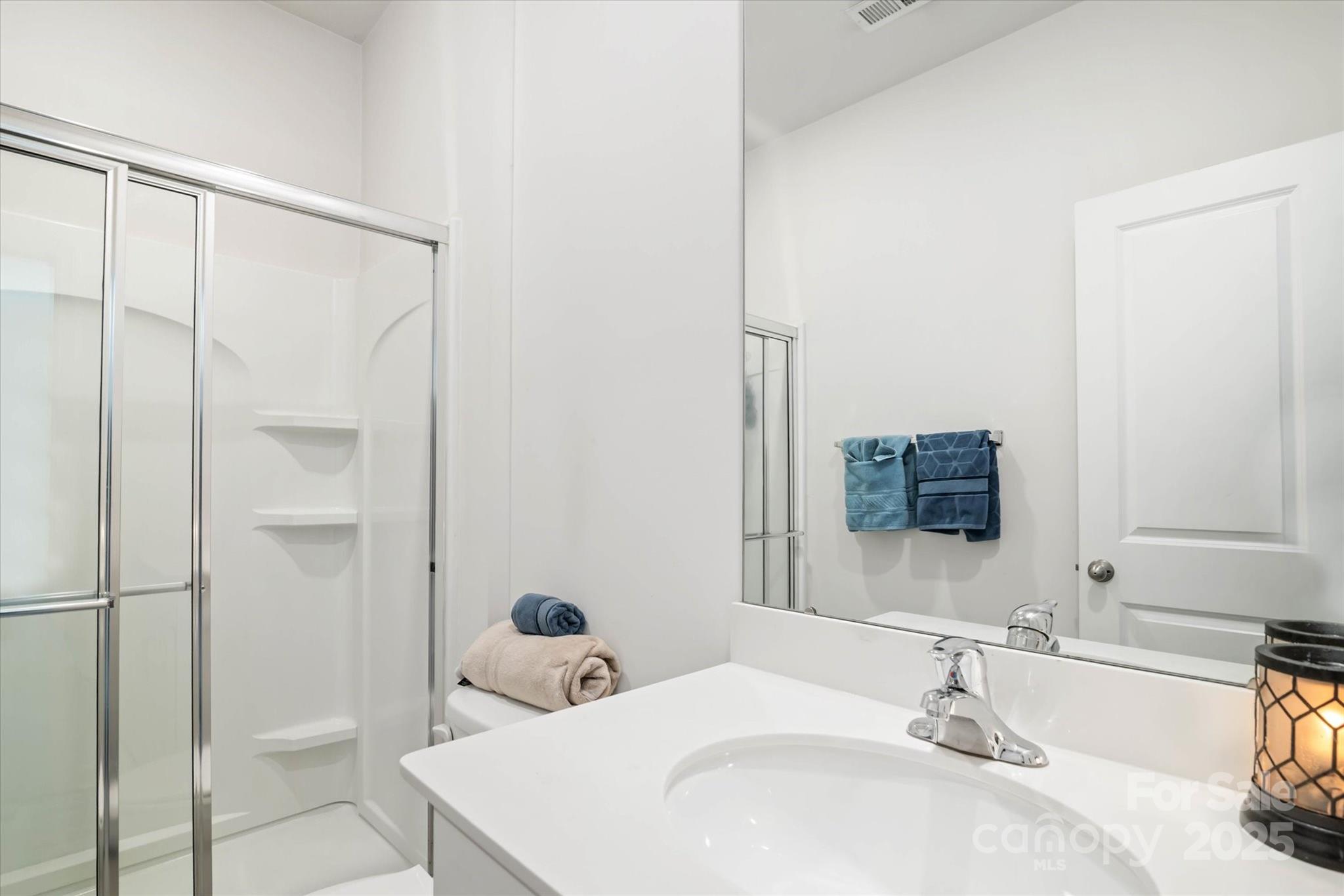 923 Elliott Road Charlotte, NC 28216 - Photo 13 of 35 Gallery Image 13