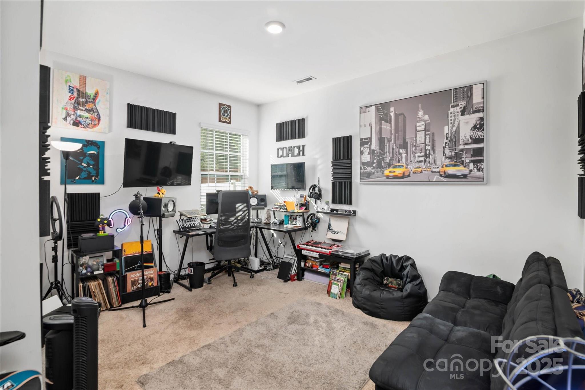 923 Elliott Road Charlotte, NC 28216 - Photo 15 of 35 Gallery Image 15