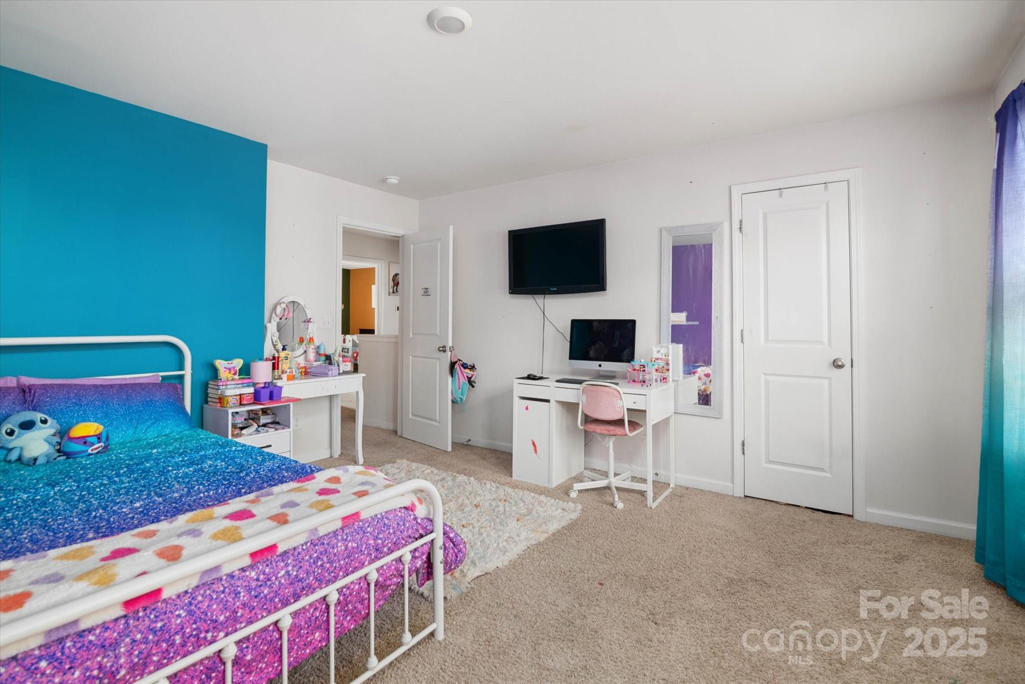 923 Elliott Road Charlotte, NC 28216 - Photo 16 of 35 Gallery Image 16