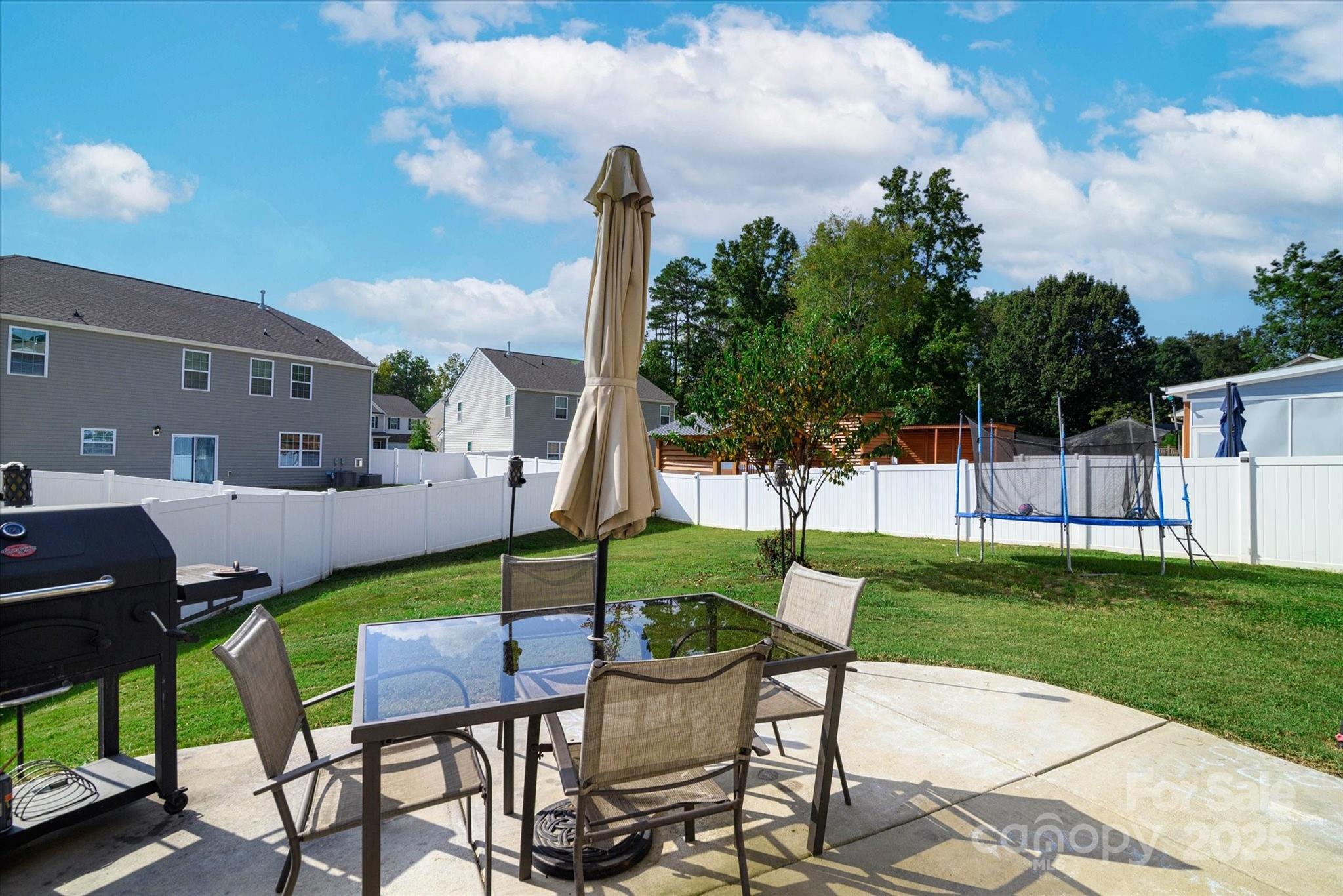923 Elliott Road Charlotte, NC 28216 - Photo 31 of 35 Gallery Image 31