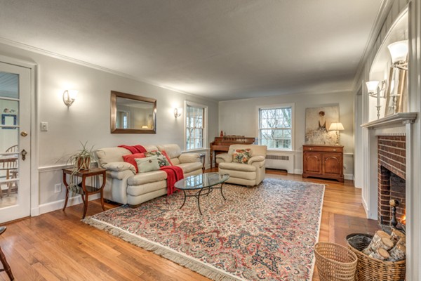 26 Allen Road Winchester, MA 01890 - Photo 6 of 30