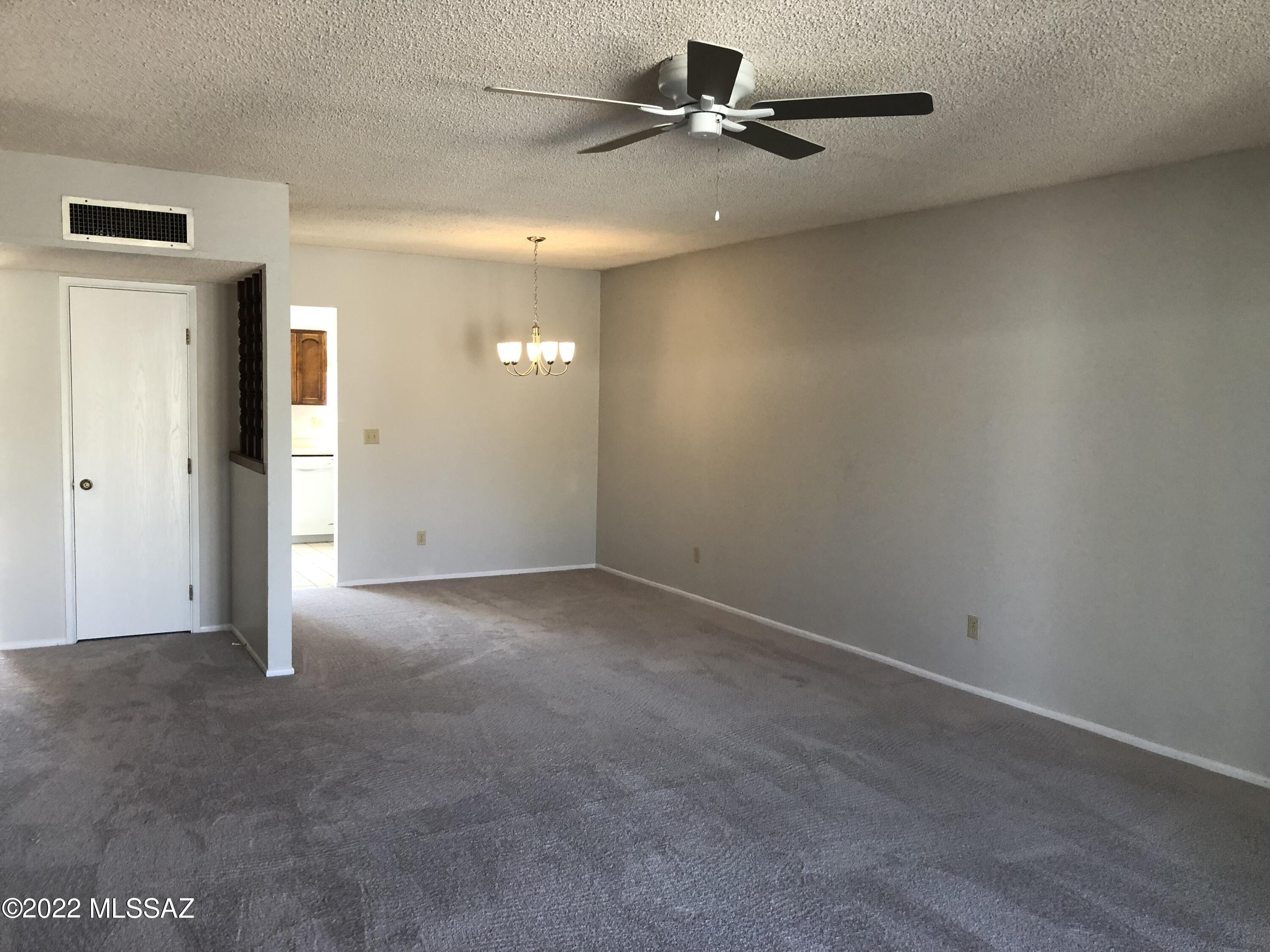 7649 East Mabel Street Tucson, AZ 85715 - Photo 10 of 24