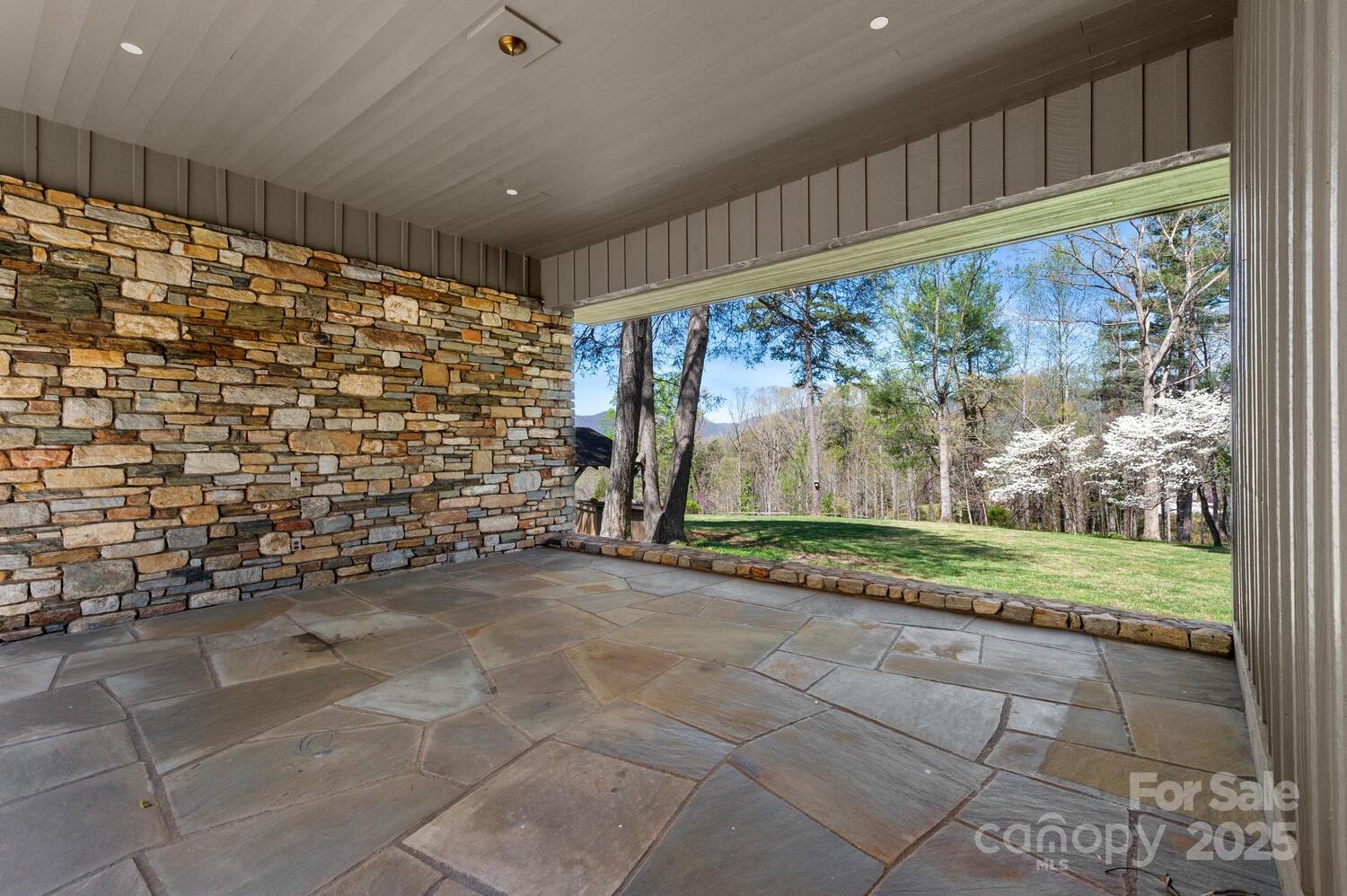 123 Fox Covert Lane Tryon, NC 28782 - Photo 6 of 48