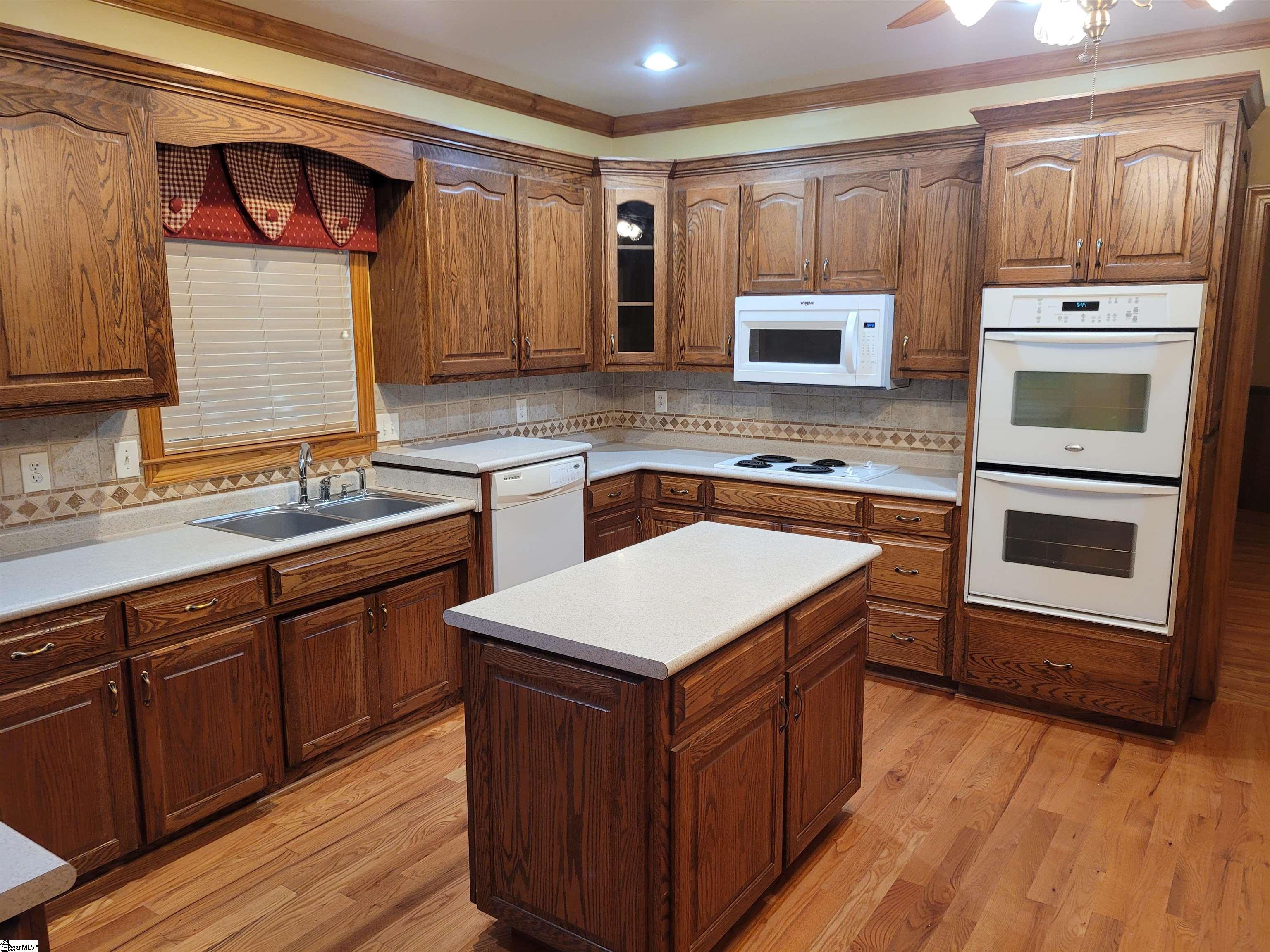 109 Lockaby Road Pelzer, SC 29669 - Photo 6 of 36