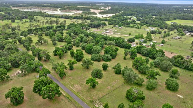 $450,000 | 329 West Reddick, Reddick, FL 32686