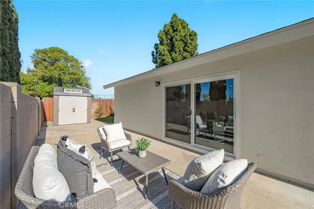 $1,400,000 | 2201 East Oakmont Avenue, Orange, CA 92867