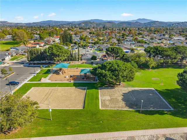$1,400,000 | 2201 East Oakmont Avenue, Orange, CA 92867