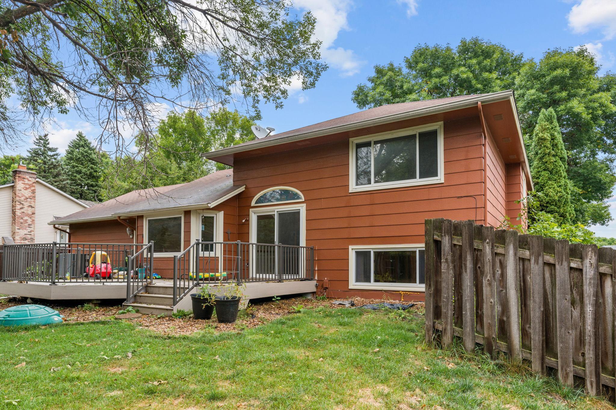 9163 Ranchview Lane North Maple Grove, MN 55369 - Photo 22 of 23 Gallery Image 22