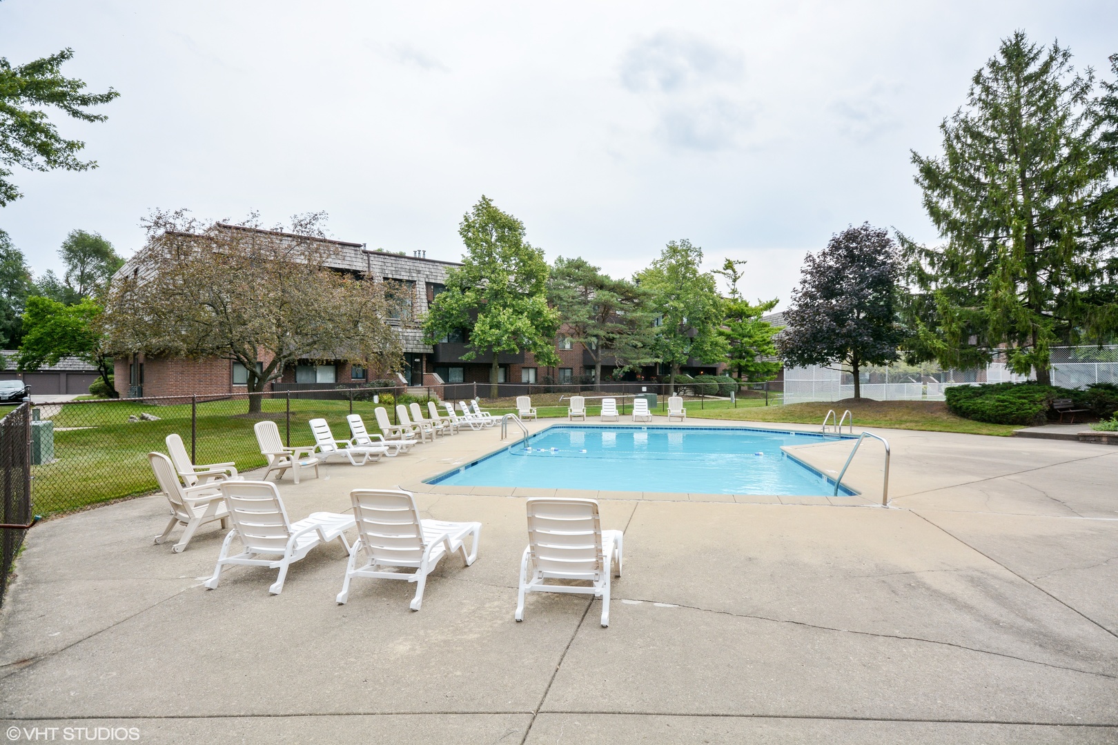 516 Timber Ridge Drive, Unit 308 Carol Stream, IL 60188 - Photo 14 of 15