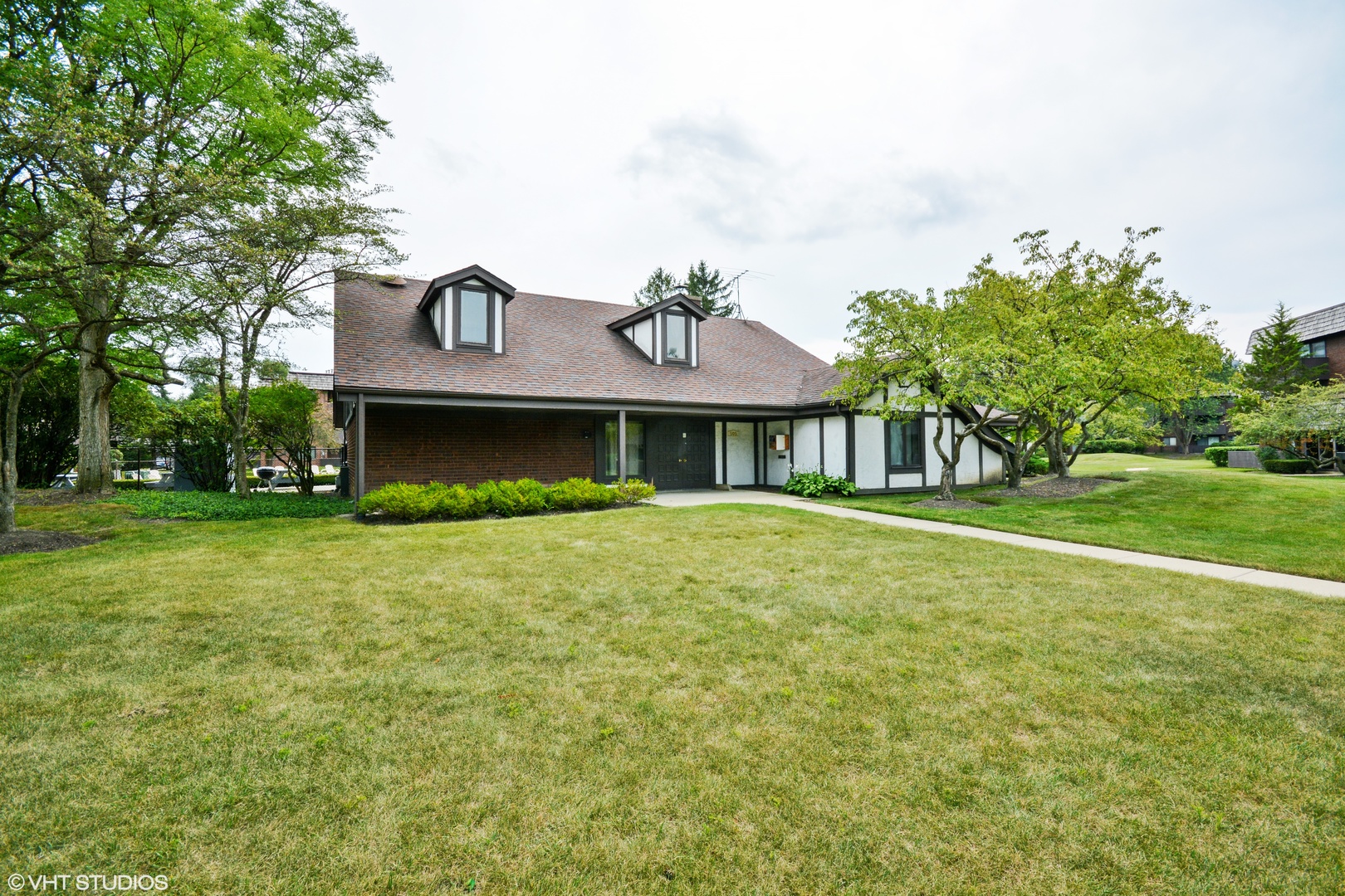 516 Timber Ridge Drive, Unit 308 Carol Stream, IL 60188 - Photo 10 of 15