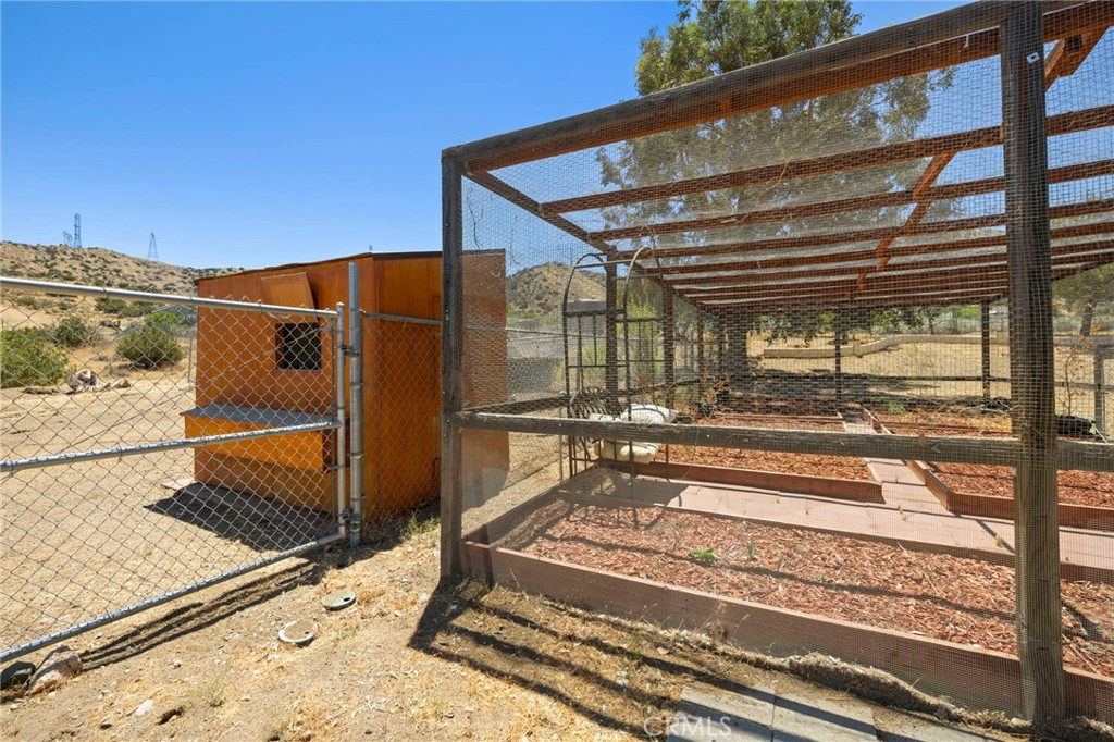 902 Searchlight Ranch Road Acton, CA 93510 - Photo 48 of 58