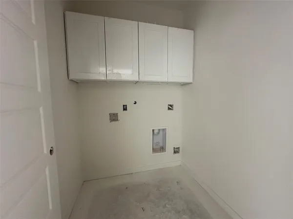 $329,888 | 3126 Emerald Hills Drive, Angleton, TX 77515