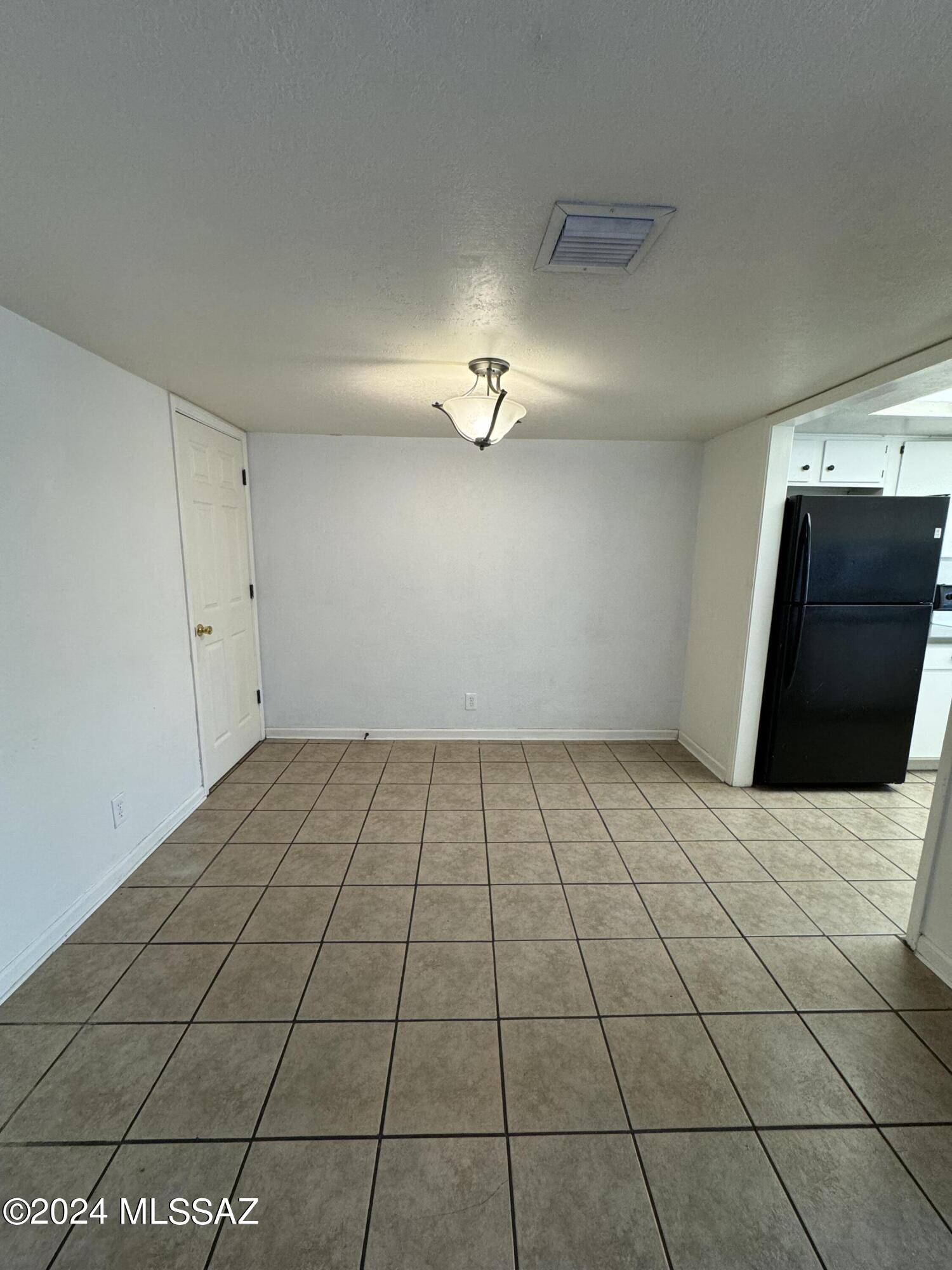 1505 East Prince Road, Unit B Tucson, AZ 85719 - Photo 8 of 37