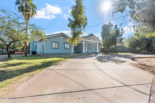 a view of outdoor space