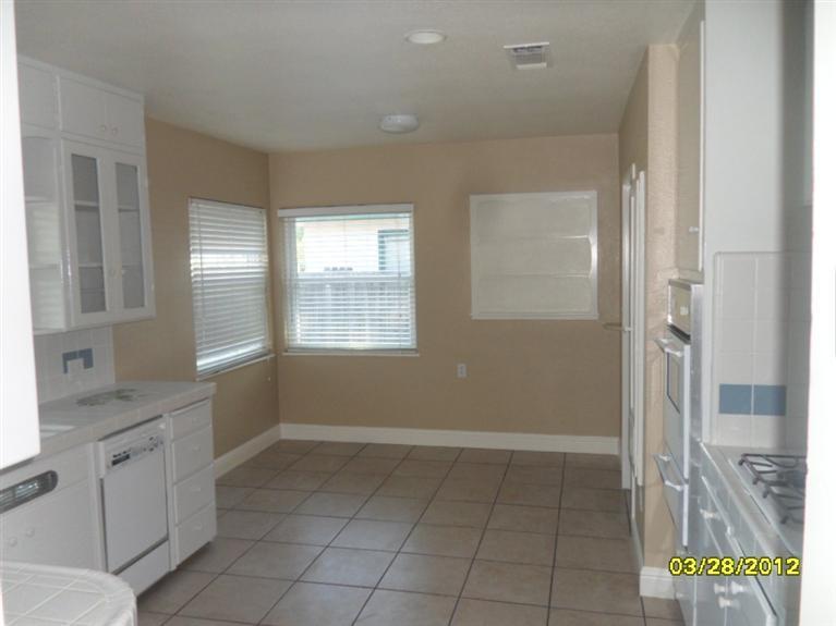 1131 South Rupert Avenue Reedley, CA 93654 - Photo 4 of 7 Gallery Image 4
