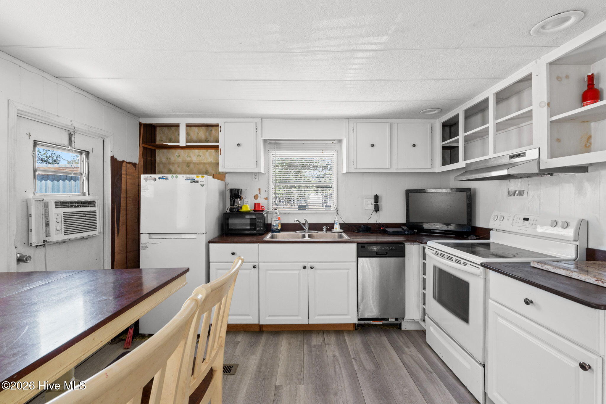 2423 Pin Fish Street Southwest Supply, NC 28462 - Photo 7 of 22 9-web-or-mls-cammediallc.com (9 of 20)