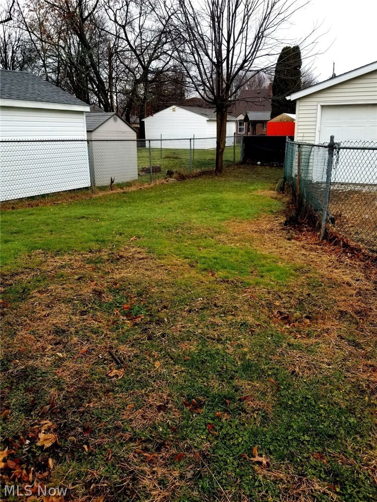 691 Ranney Street Akron, OH 44310 - Photo 7 of 33