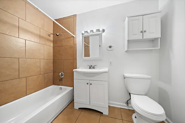 $1,200 | 100 Market Street, Unit 55, Galveston, TX 77550