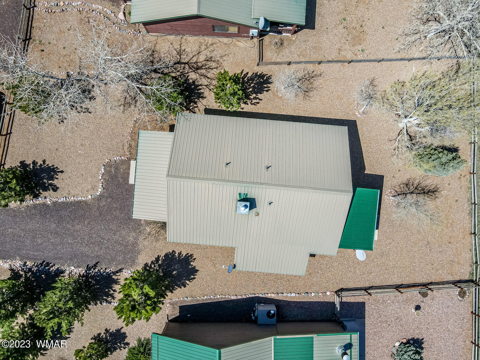 2332 Buffalo Loop Overgaard, AZ 85933 - Photo 32 of 41 Gallery Image 32