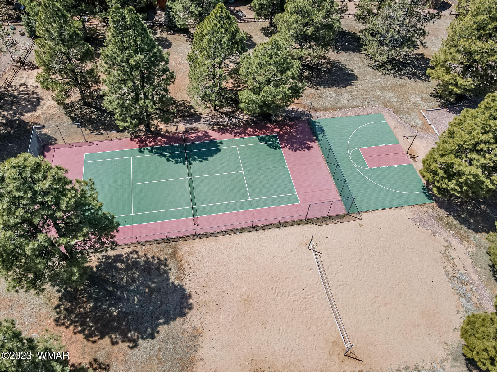 2332 Buffalo Loop Overgaard, AZ 85933 - Photo 36 of 41 Gallery Image 36