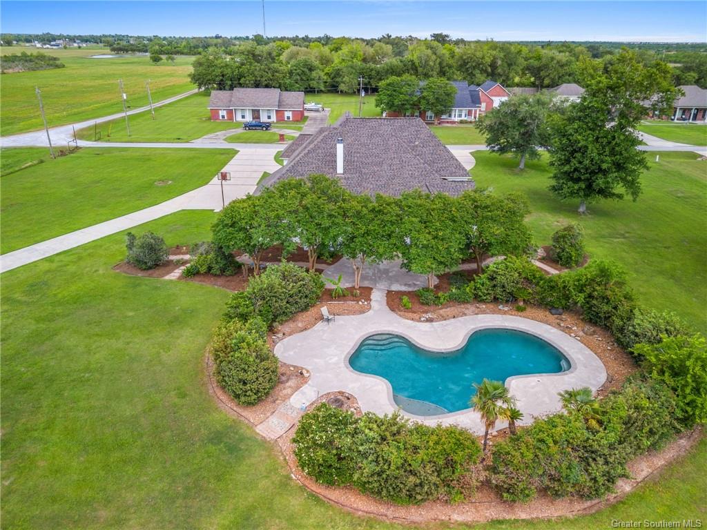 181 Par Road 4114 Lake Charles, LA 70607 - Photo 2 of 41