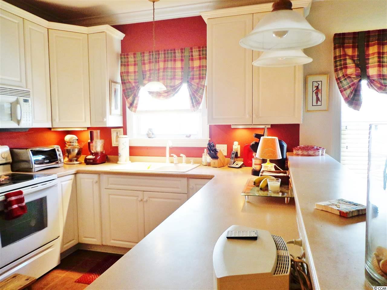 184 Clubhouse Road, Unit 3 Sunset Beach, NC 28468 - Photo 4 of 25 Gallery Image 4