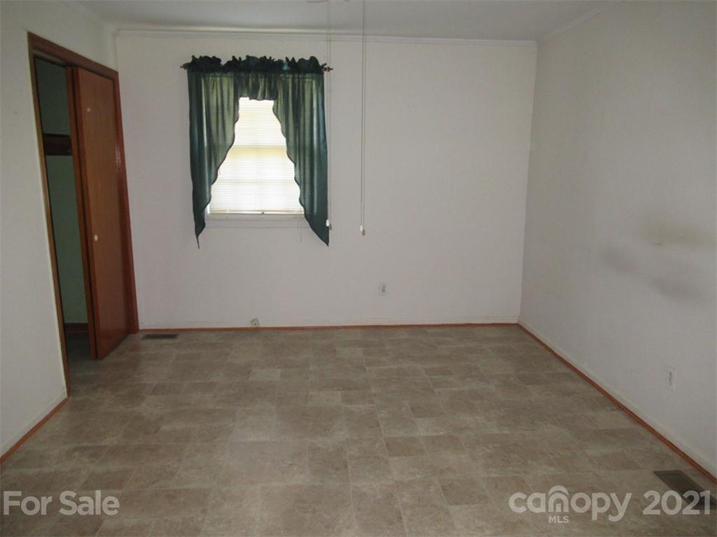 818 Setzer Drive Conover, NC 28613 - Photo 13 of 26 Gallery Image 13
